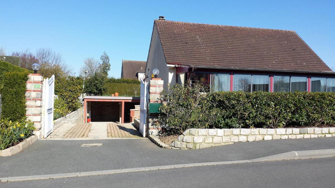 Chambre Privee Avec Salon, Garage Voiture, Velos, Motos Tourville-sur-Arques ภายนอก รูปภาพ