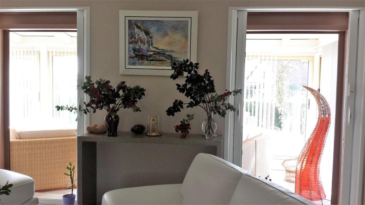 Chambre Privee Avec Salon, Garage Voiture, Velos, Motos Tourville-sur-Arques ภายนอก รูปภาพ